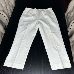 Elegant White Trousers Capris
